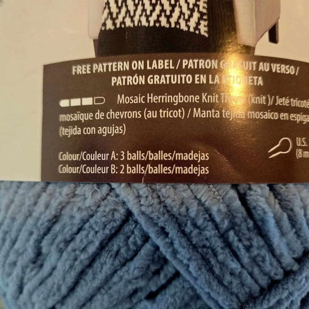 Bernat Blanket Yarn - Gray Blue & Light Teal 10.5 Ounces Each